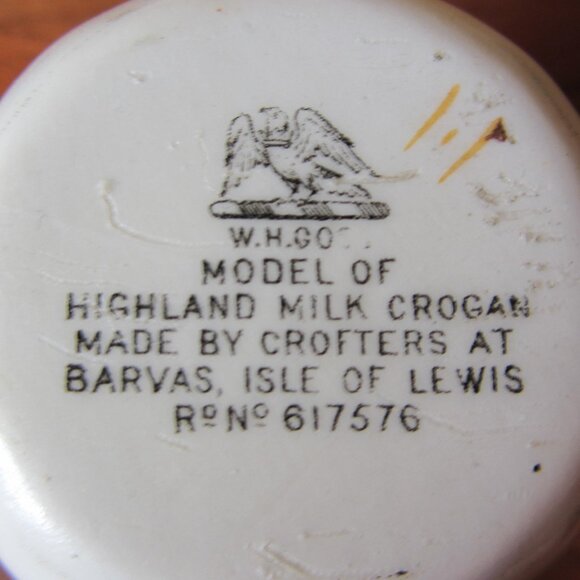 W.H. Goss crested heraldry china vintage Royal West Surrey Regiment (GC055 Grace - Picture 7 of 7